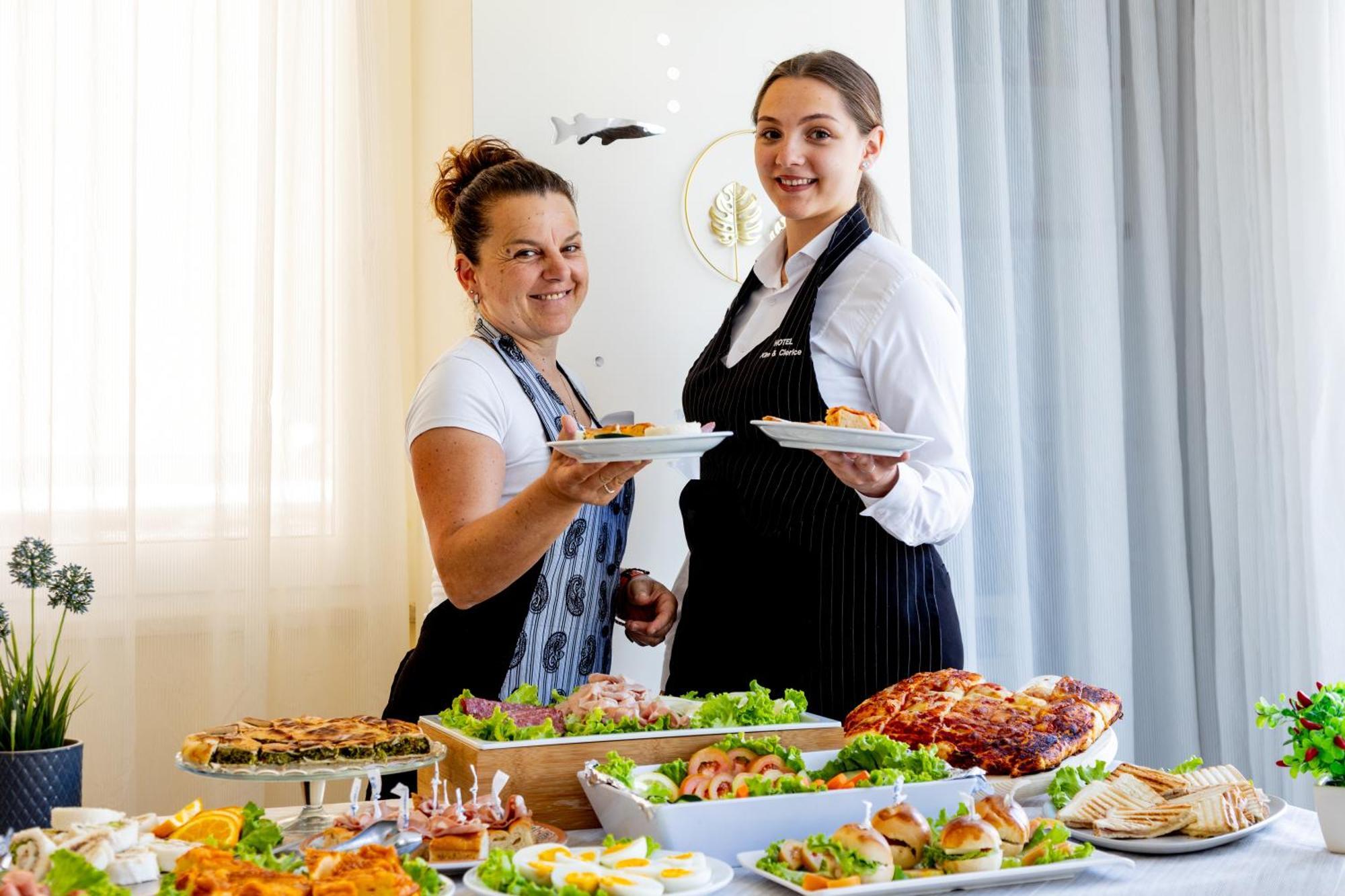 Hotel Kim Ріміні Екстер'єр фото