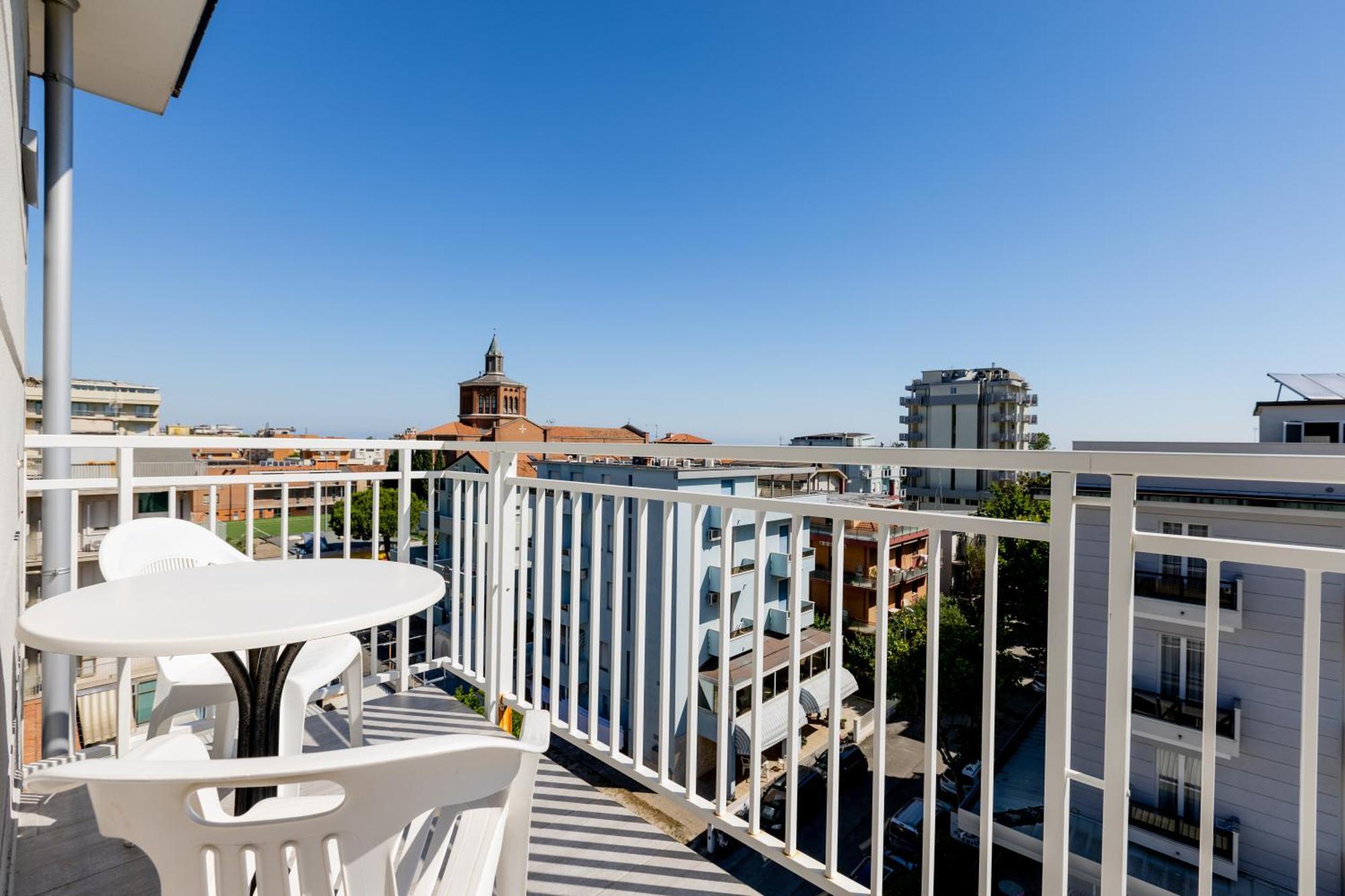 Hotel Kim Ріміні Екстер'єр фото